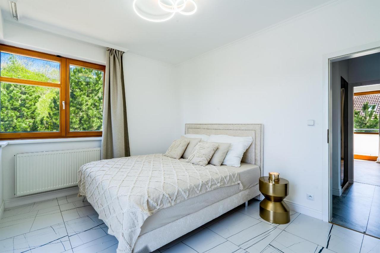 Serenity Prague Villa With Garden Jacuzzi Exteriör bild